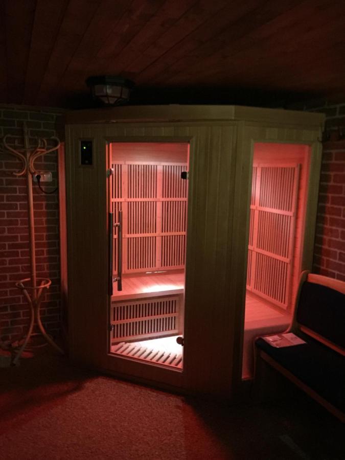 Pod Lesem Villa Cenkovice Luaran gambar