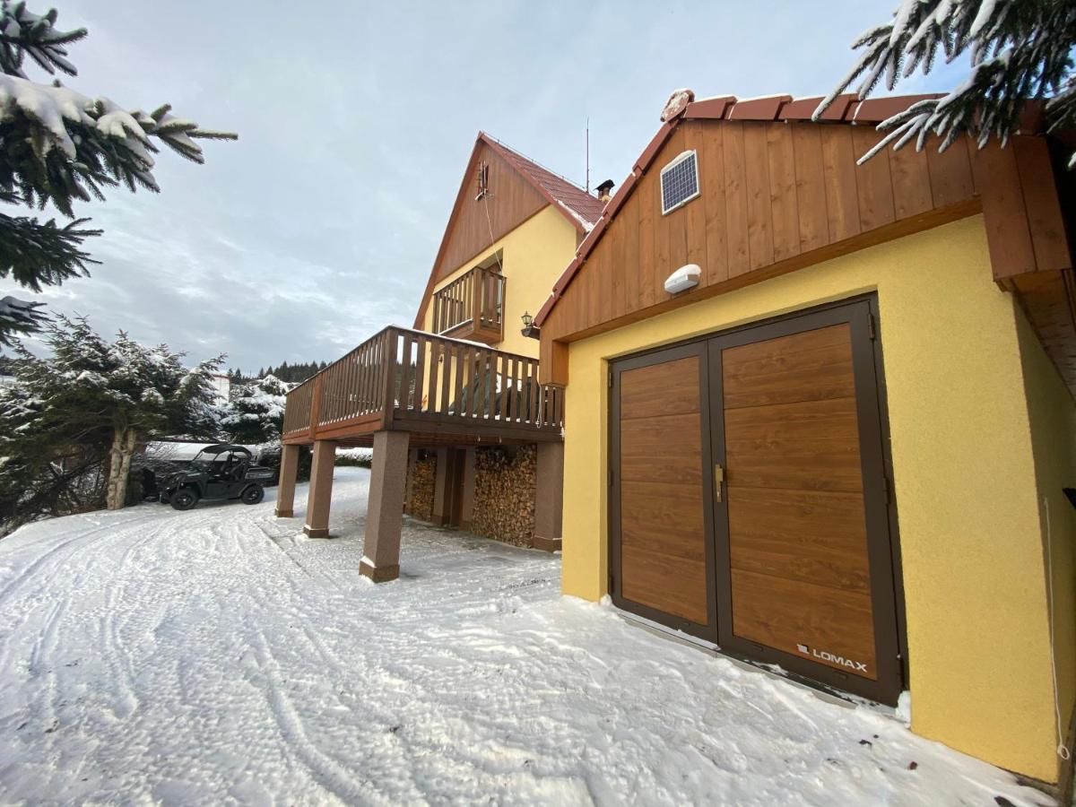Pod Lesem Villa Cenkovice Luaran gambar